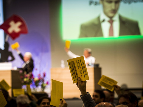 Pour mettre fin à la libre circulation des personnes