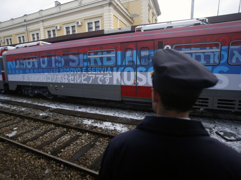 Un train serbe provoque une tension entre Belgrade et Pristina