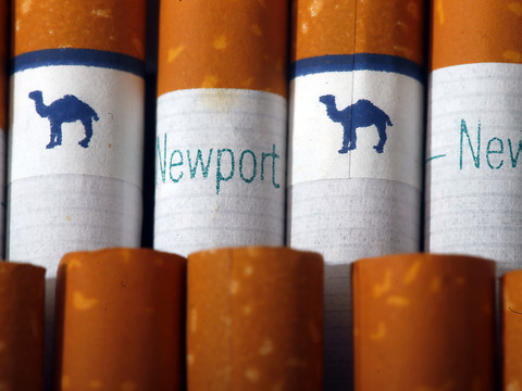 Le propriétaire de Lucky Strike s'offre Camel