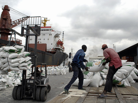 Réouverture du port d'Abidjan fermé par des gendarmes mercredi