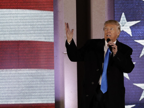 Donald Trump promet le rassemblement... et la rupture