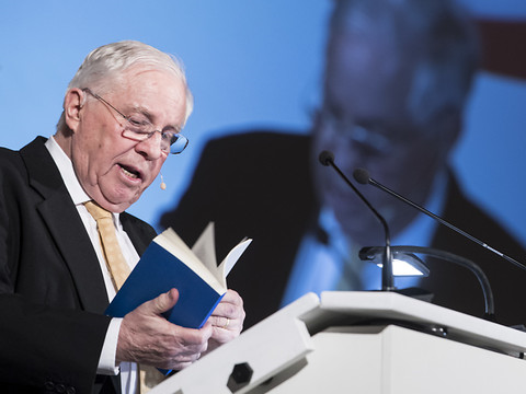Christoph Blocher appelle à défendre l'indépendance de la Suisse