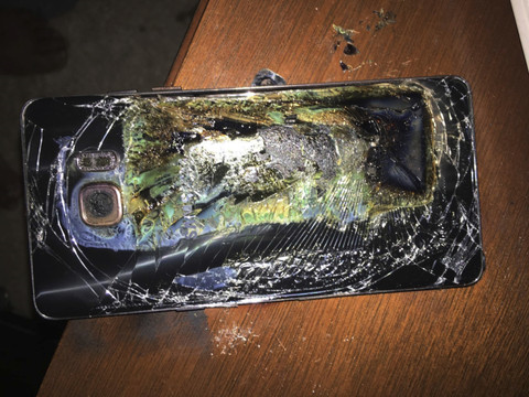 Le fiasco du Galaxy Note 7 est dû à sa batterie, affirme Samsung
