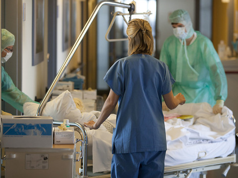 L'abus d'antibiotiques provoque la propagation d'une bactérie