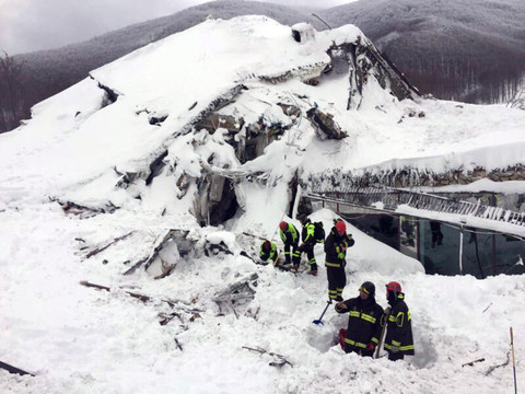 Avalanche en Italie: les deux derniers corps extraits de l'hôtel