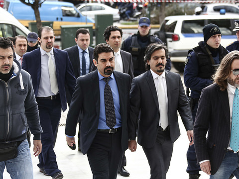La cour suprême grecque refuse l'extradition de militaires turcs