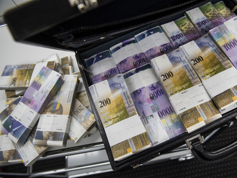 Réforme fiscale des entreprises: le front du refus gagne du terrain