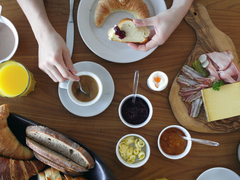Réduire le sucre au petit déj’: la Suisse doit faire mieux