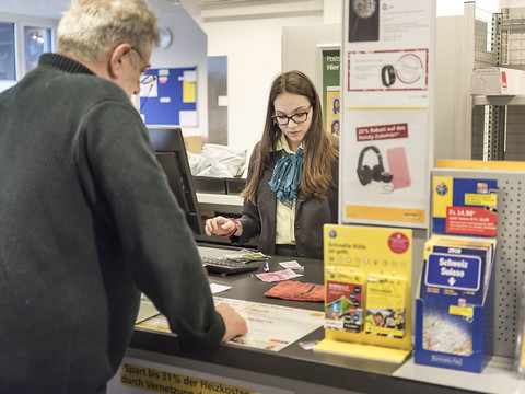 M. Prix critique Swisscom sur les paiements au guichet postal