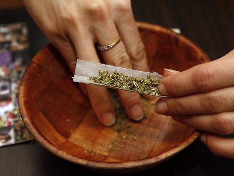 Les fumeurs de joints pas amendés partout de la même manière