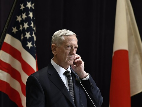 A Tokyo, James Mattis réaffirme le soutien des Etats-Unis au Japon