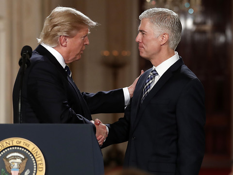 Dure bataille judiciaire en vue pour Trump concernant son décret
