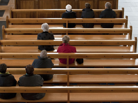 Le nombre de personnes qui quittent l'Eglise varie entre cantons