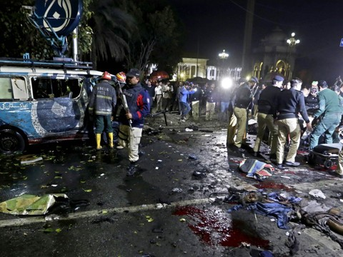 Pakistan: au moins 13 morts dans une explosion à Lahore