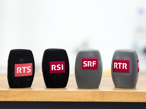 Une commission du Parlement poursuit sa charge contre la SSR