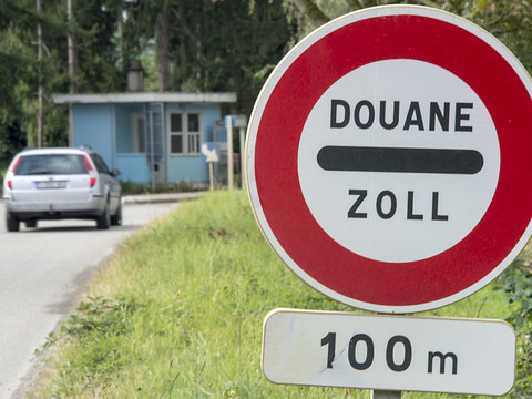 Les déclarations à la douane pourront être faites par smartphone