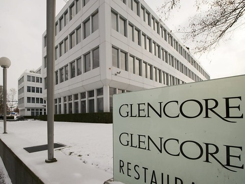 Glencore repasse dans les chiffres noirs en 2016
