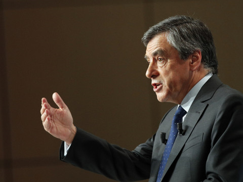 Le parquet français ouvre une information judiciaire sur Fillon