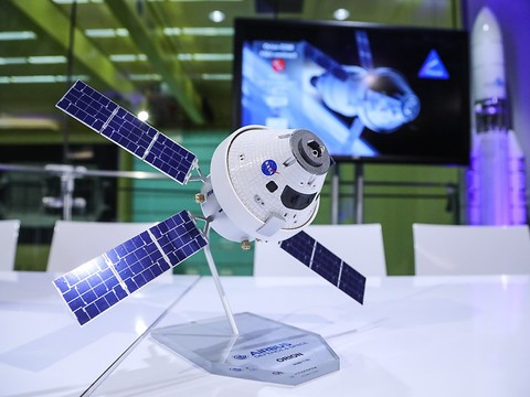 La NASA envisage d'anticiper une mission habitée vers l'espace