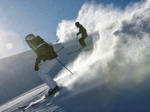 Sports d'hiver: embouteillages sur les routes vers les stations