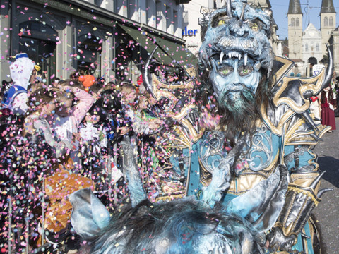 Le cortège de carnaval a coloré les rues de Lucerne