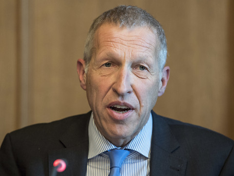 La commission des sénateurs ne lâche presque rien sur les retraites