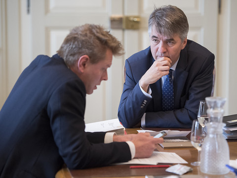 Reto Nause privé de parole lors du débat sur les violences à Berne