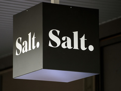 Retour dans les chiffres noirs pour Salt en 2016