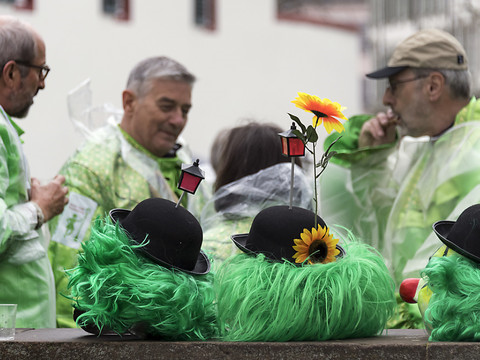 Le dernier cortège bâlois est passé entre les gouttes ou presque