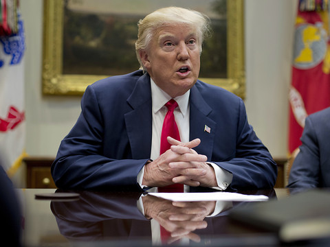 Cinq Etats contestent le nouveau décret de Trump sur l'immigration