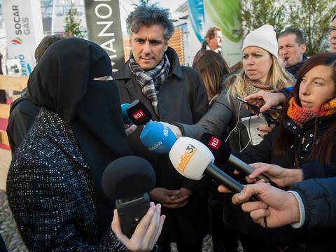Le Conseil des Etats refuse d'interdire la burqa en Suisse