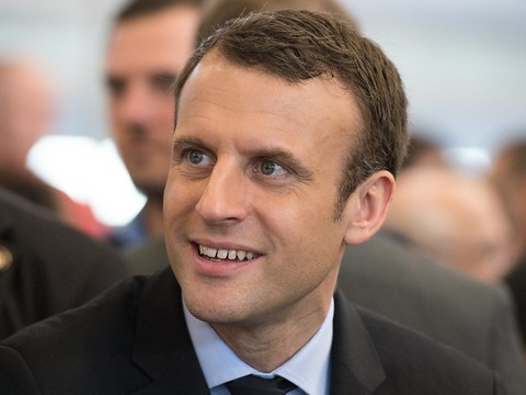 Macron et Le Pen donnés à égalité à 26%, selon un sondage