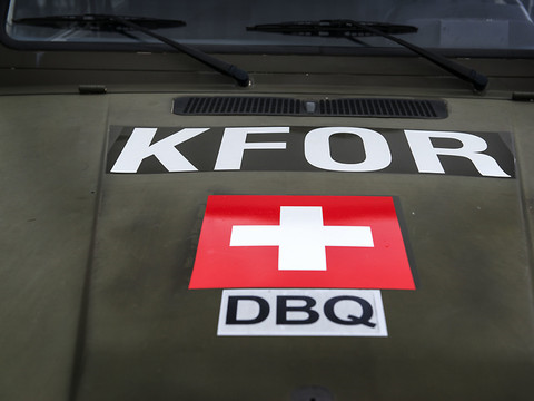 Vers une réduction progressive des militaires suisses au Kosovo
