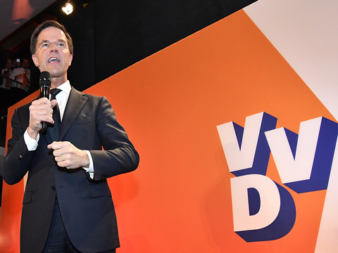 Satisfaction en Europe après la victoire de Mark Rutte aux Pays-Bas