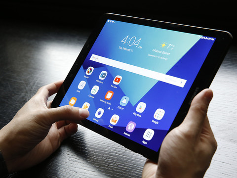Ordinateurs et tablettes interdits sur certains vols américains