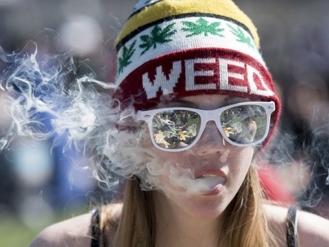 Légalisation du cannabis prévue en 2018, envolée en Bourse