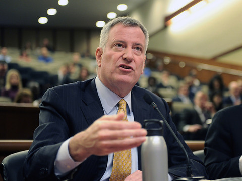 Les villes sanctuaires pour immigrés, dont New York, menacées