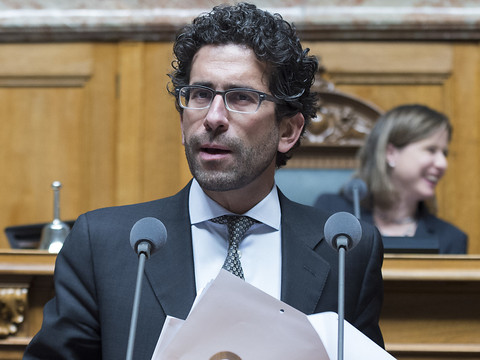 Fathi Derder nouveau rédacteur en chef de L'Agefi