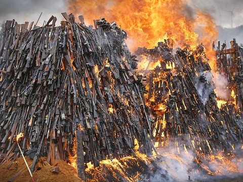 Le GSsA lance une initiative contre le commerce de guerre