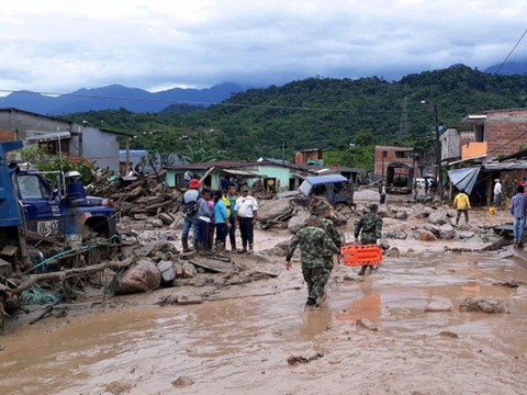 Au moins 200 morts dans une coulée de boue: la Colombie en deuil