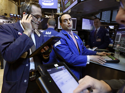 La Bourse de New York boucle sa séance de mercredi en baisse