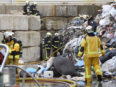 Le feu a pris dans un centre de tri et de recyclage genevois