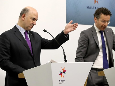 UE: Moscovici ne veut pas ralentir la lutte
