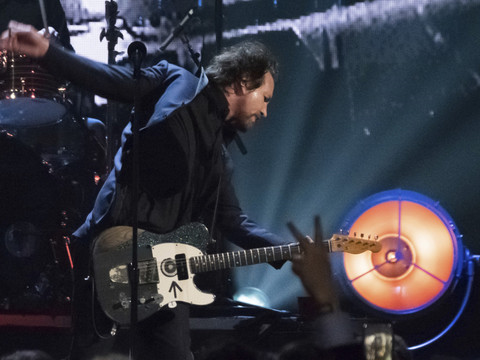 Pearl Jam et Joan Baez entrent au panthéon du rock