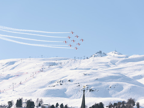 Les avions militaires devront voler plus haut et moins proches