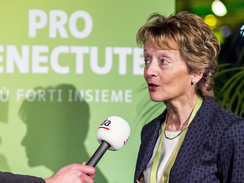 Eveline Widmer-Schlumpf plaide pour la solidarité entre générations