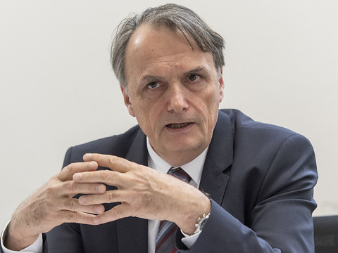 La pression migratoire sur la Suisse ne faiblit pas, avertit le SEM