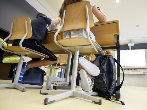 Une élève transgenre acceptée sous son nom masculin à Genève