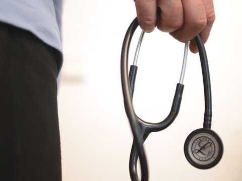 Les réseaux de médecins se multiplient en Suisse