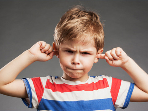 Trop de bruit nuit à la santé et à l'apprentissage des enfants